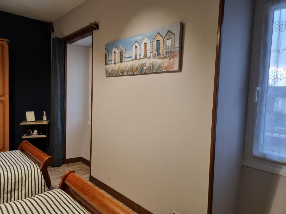 サン・ロー La Demeure De Cathy Bed & Breakfast エクステリア 写真